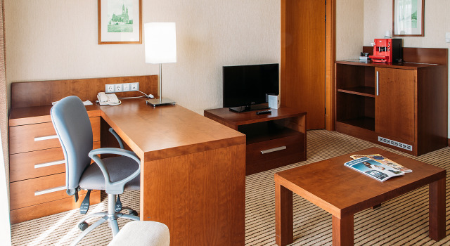 Двухместный люкс HolidayHall Samara Hotel