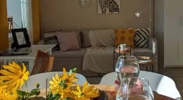 Komfortnaya V Tsentre Flat, Prenota Appartamento Hotel a Pskov Region con parcheggio, Parcheggio