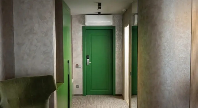 Двухместный семейный номер Comfort с балконом и с видом на город Отель Green Door's