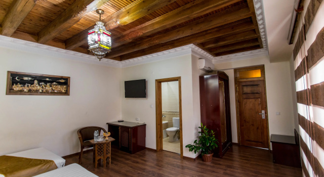 Трёхместный номер Superior Kukaldosh Boutique Hotel