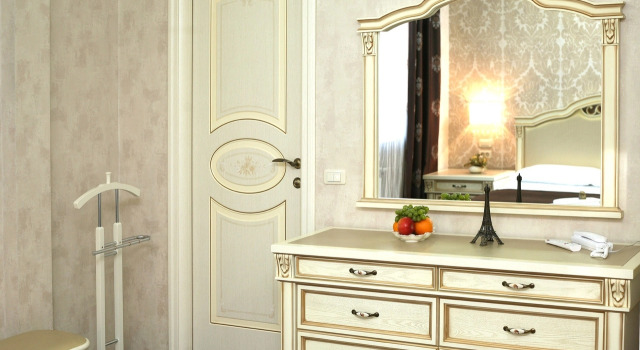 Mon Paris Living Quarters, Book Hotel Hotels in Kirov Region with Parking, Parking