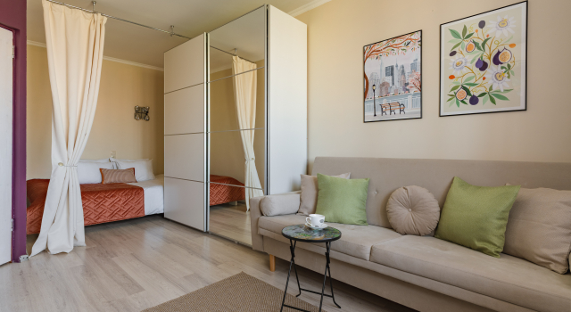 Квартира RoomyRoom с кондиционером у метро Парнас, Забронировать Апартаменты/квартира Апартаменты Выборгского района - Санкт-Петербург, Апартаменты/квартира