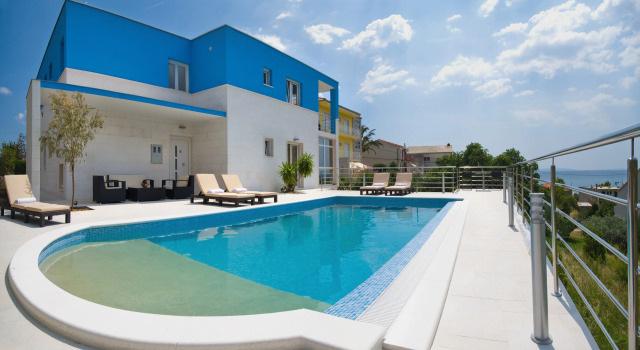 Villa Mermaid - Heated Pool, Sea Views & Beach 120m I Split Riviera, Забронировать Вилла Отели Подстраны 4 звезды, рядом с Частный Пляж «Апартмани Лена», 4*