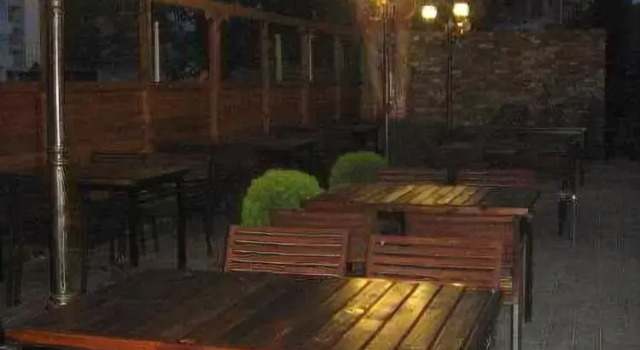 Отель Perla, Забронировать Отель Отели Korçë County с завтраком, Завтраки