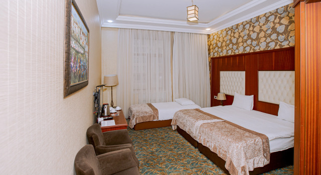 Трёхместный номер Standard Clover Hotel F1 View