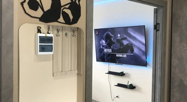 S Android Tv Flat, Prenota Appartamento Hotel a Udmurtia con parcheggio, Parcheggio