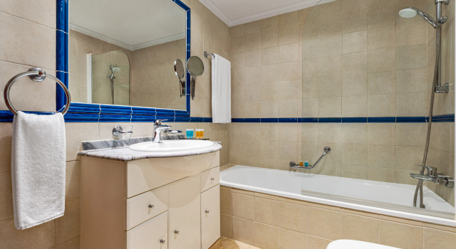 Двухместный люкс Deluxe c 1 комнатой Отель Wyndham Grand Costa del Sol