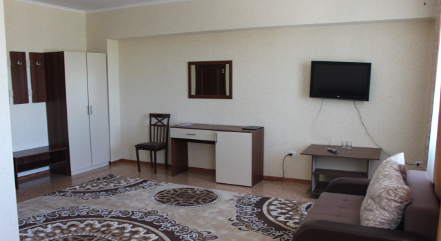 Трёхместный номер Comfort Hotel Zumrat