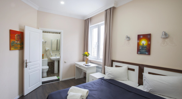 Апартаменты Superior с видом на город Апарт-отель Leyla Apartmens 1