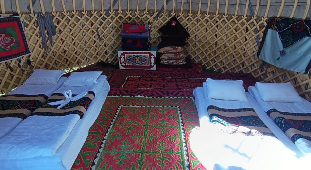 Кемпинг Sky Yurts, Забронировать Кемпинг Семеновское ущелье Киргизия