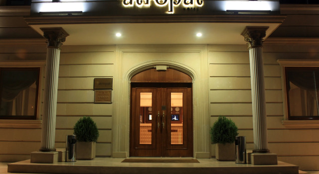 Отель Атропат