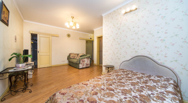 V Stile Provans Ryadom S Sfu Aerokosmicheskim Univer Krasmashem 4 Mesta Flat, Reserva ahora Apartamento Hoteles en Krasnoyarsk con aparcamiento, Aparcamiento