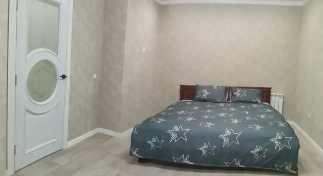 3-kh komnatnaya kvartira u akvaparka Rivyera Flat, Prenota Appartamento Hotel a Tatarstan con parcheggio, Parcheggio