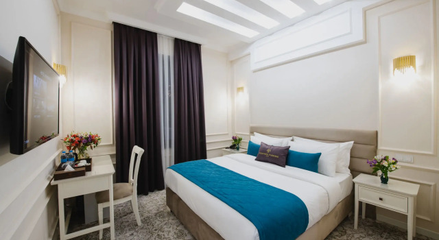 Standardowy dwuosobowy pokój z widokiem Hotel Zarafshon Parkside Hotel