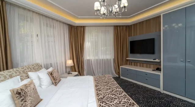 Suite sestupla con balcone Dachi hotel