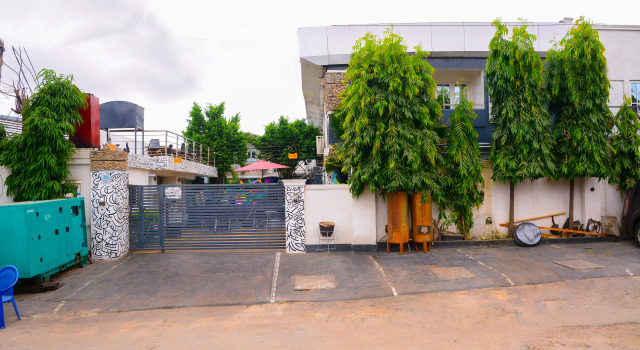 Connecting Lagos Suites Hotel, Book Hotel Ikeja 