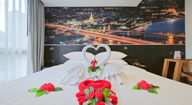 Номер Deluxe с видом на бассейн Galleria 12 Hotel Bangkok