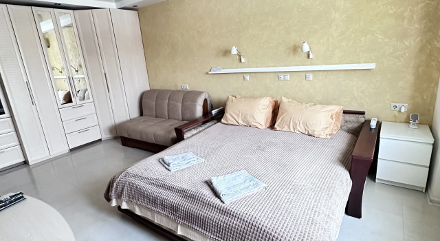 3-komnatnaya premium - classa V Centre u Metro Flat, Book Apartment Hotels in Tagansky with Parking, Parking