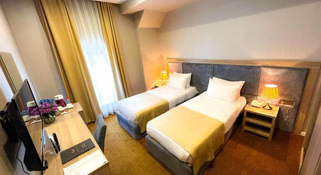 Standard dublă cameră Grand Midway Hotel