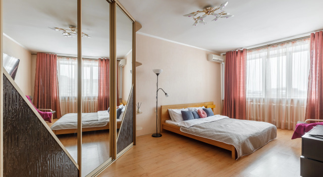 Na Ulitse Smidovich 12b Flat, Prenota Appartamento Tula 