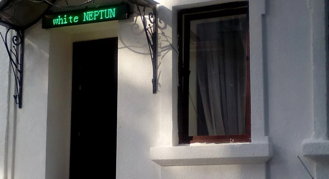 Hotel White Neptun Georgia Tbilisi, Забронировать Отель Мтацминда Тбилиси, рядом с Tеатр имени Марджанишвили