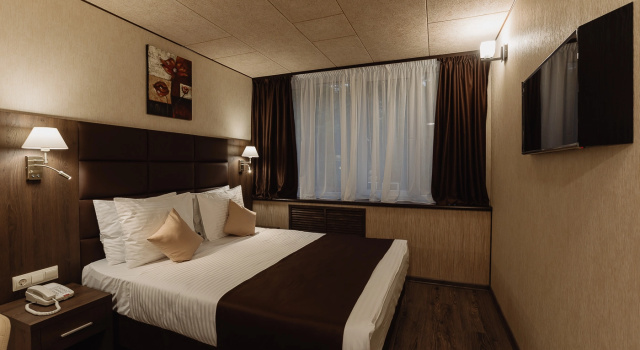 Двухместный номер King Улучшенный Helix Hotel