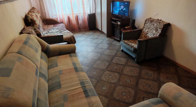 1-K. 35 M², 2 Krovati Flat, Réserver Appartement Hôtels à Pskov Region avec parking, Parking