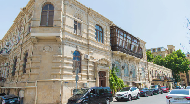 Апартаменты Stay Inn Baku Lovely, Забронировать Апартаменты/квартира Апартаменты Баку, рядом с Мечеть Тезепир, Апартаменты/квартира