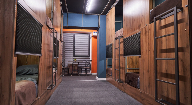 Seng i sovesal (sovesal til mænd) Gagarin Capsule Hotel