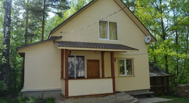 Baza Otdykha U Rodnika, Prenota Base turistica Hotel a Central Russia con parcheggio, Parcheggio