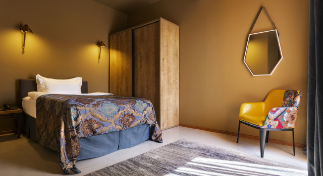 Трёхместный номер Deluxe с балконом и с видом на город Brim Hotel