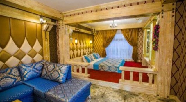 Lviv Castle Hotel, Varaa Hotelli Badamdar Baku