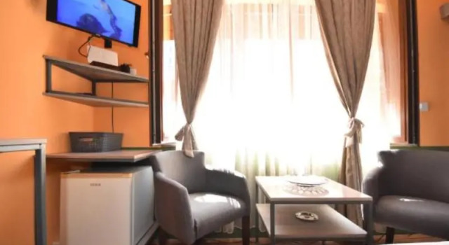 Studio Park In Cetinje Apartments, Reservar Apartamento Hotéis em Cetinje County com estacionamento, Estacionamento