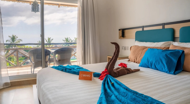 Двухместный номер Deluxe с балконом и с видом на бассейн Canary Kendwa Beach Resort