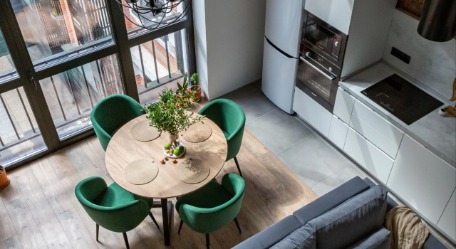 Четырёхместный люкс с видом на город Квартира Moscow Deluxe Apartments Soho Luxury Loft