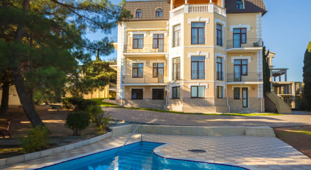 Dvukhkomnatnye Na Ville Kapriz Apartments, Réserver Appartement Hôtels à Alushta avec piscine, Piscine