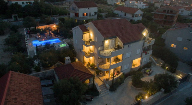 Апартаменты Villa Kos Murter
