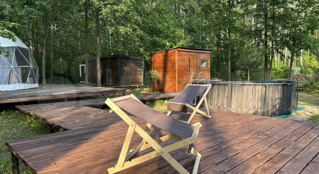 V Lesu Chalet, Buchen Sie Chalet  