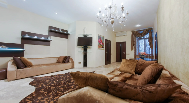 Hi-Tech Home Apartments 3