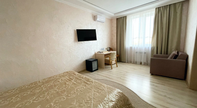 Двухместный номер Deluxe с креслом-кроватью Отель РГК Резиденция