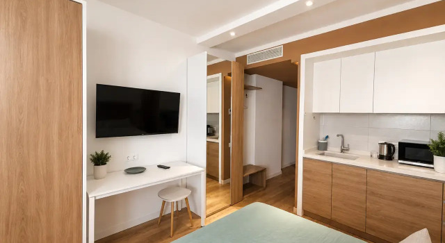 Stilnaya v Alliance Palace u Morya Flat, Book Apartment Batumi 