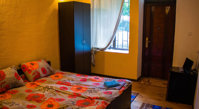 Limon-Suhum Mini Hotel, Boek Mini-hotel Mini-hotels in Soekhum, Mini-hotel