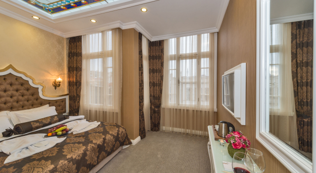 Трёхместный номер Superior с видом на город Отель Alpek Hotel