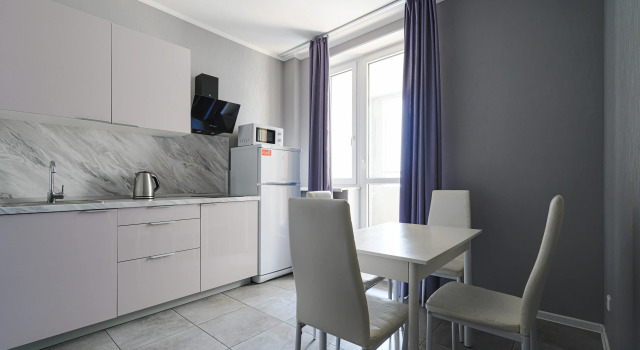 ArendApartment Graf Orlov 50 Flat, Book Lejlighed Hoteller i Sankt Petersborg med parkering, nær Park Pobedy Metro Station, Parkering