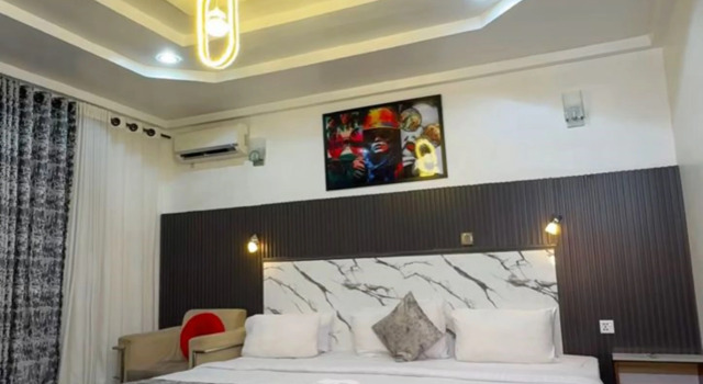 Люкс Skyrock Hotels Limited