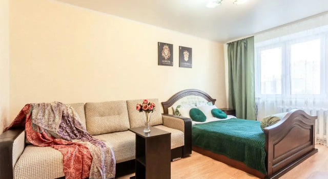 1-bedroom apartments near Okay hypermarket Flat, Book Apartment Hotels in Tyumen Region with Parking, Parking