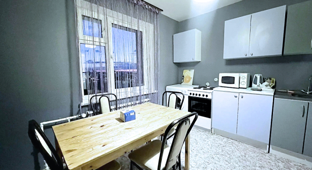 S Vidom Na Ozero Kaban Flat, Prenota Appartamento Kazan' Tatarstan