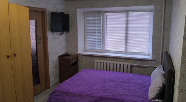 V Tsentre Goroda Flat, Rezerwuj Apartament Psków 