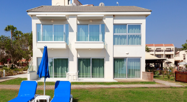 Апартаменты Superior с 2 комнатами с балконом и с видом на море Апартаменты Ocean Suites Luxury