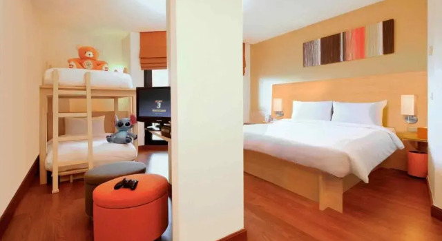Номер Family с балконом Ibis Hua Hin